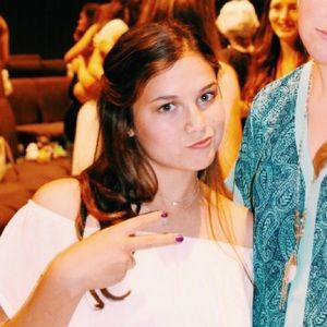 Meet your Posher, Genie